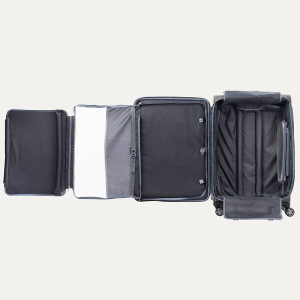 Platinum® Elite Large Check-In Spinner